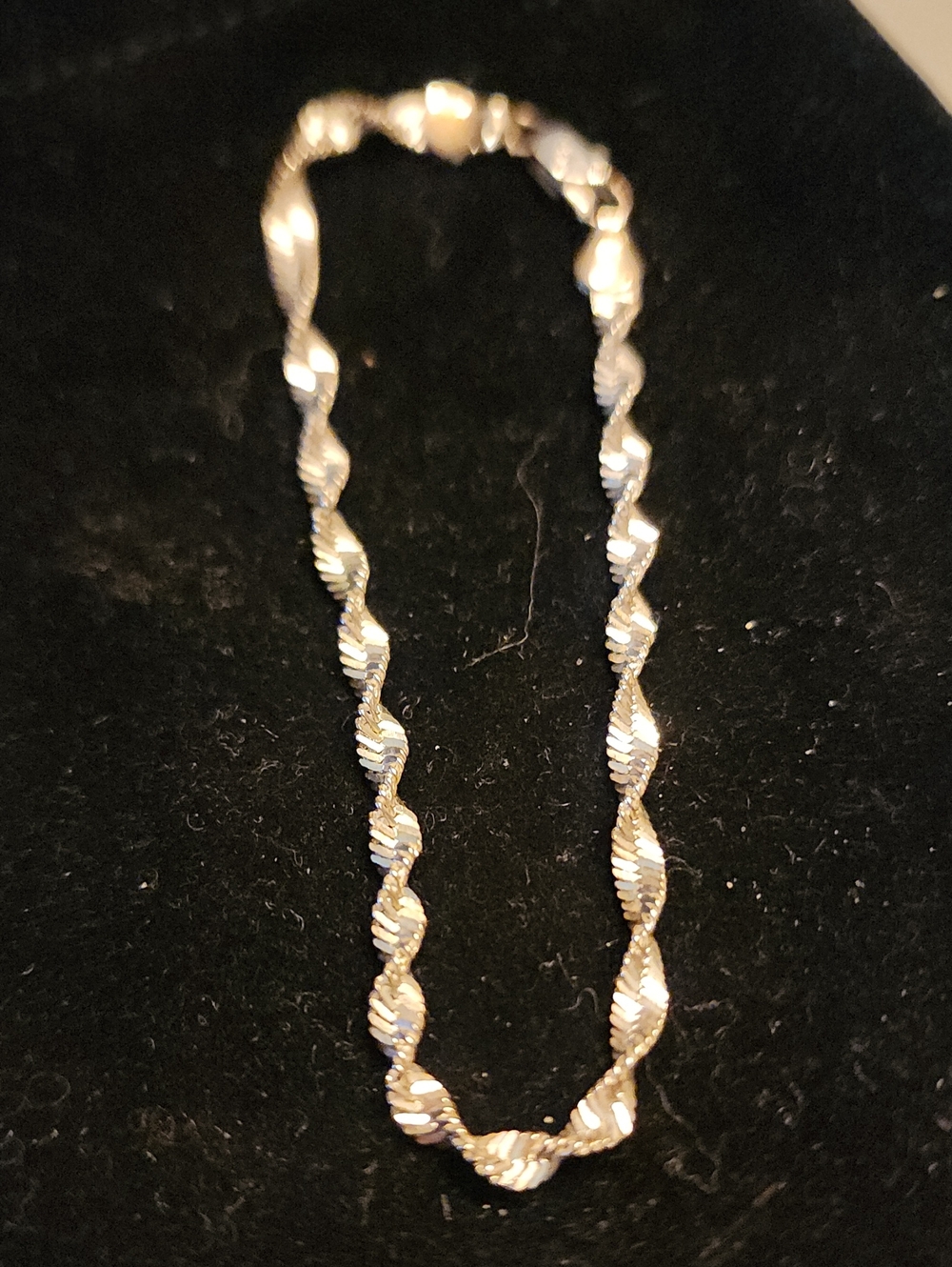 Silver-Tone Twisted Rope Chain Bracelet- Elegant Women Jewelry